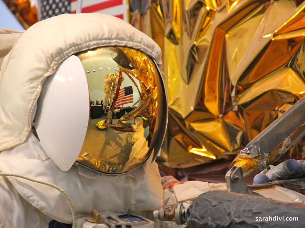 LEM helmet reflection