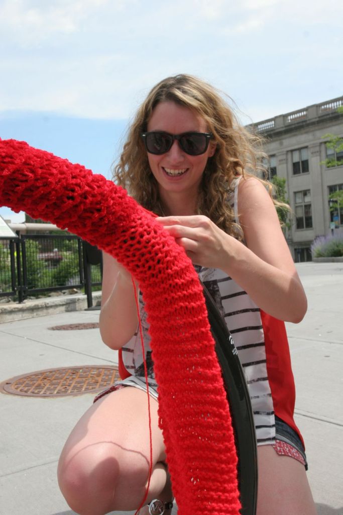 Yonkers Yarn Bombing | SarahDivi.com  | Photo by Lester Millman