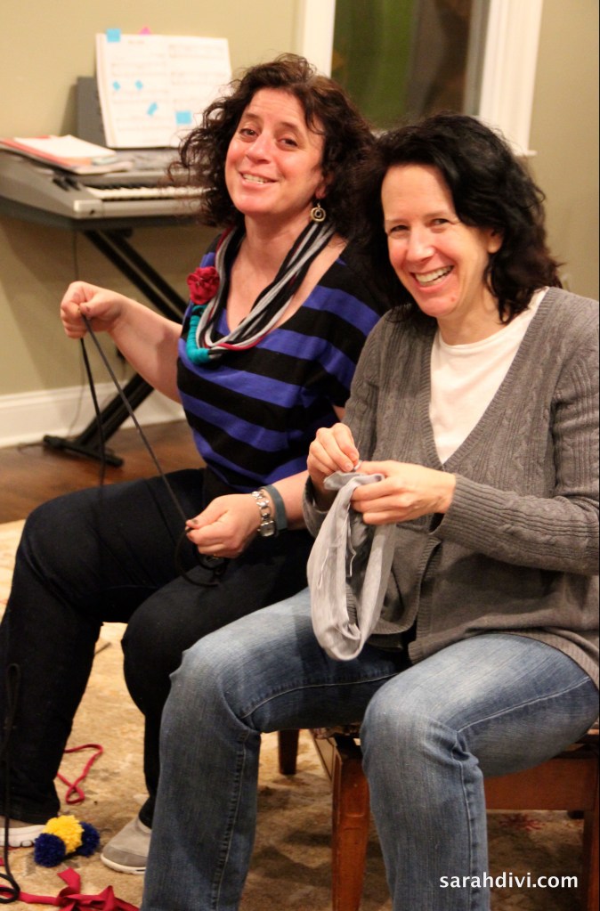 Ladies Craft Night | Crafts, Laughs, Friends | www.sarahdivi.com