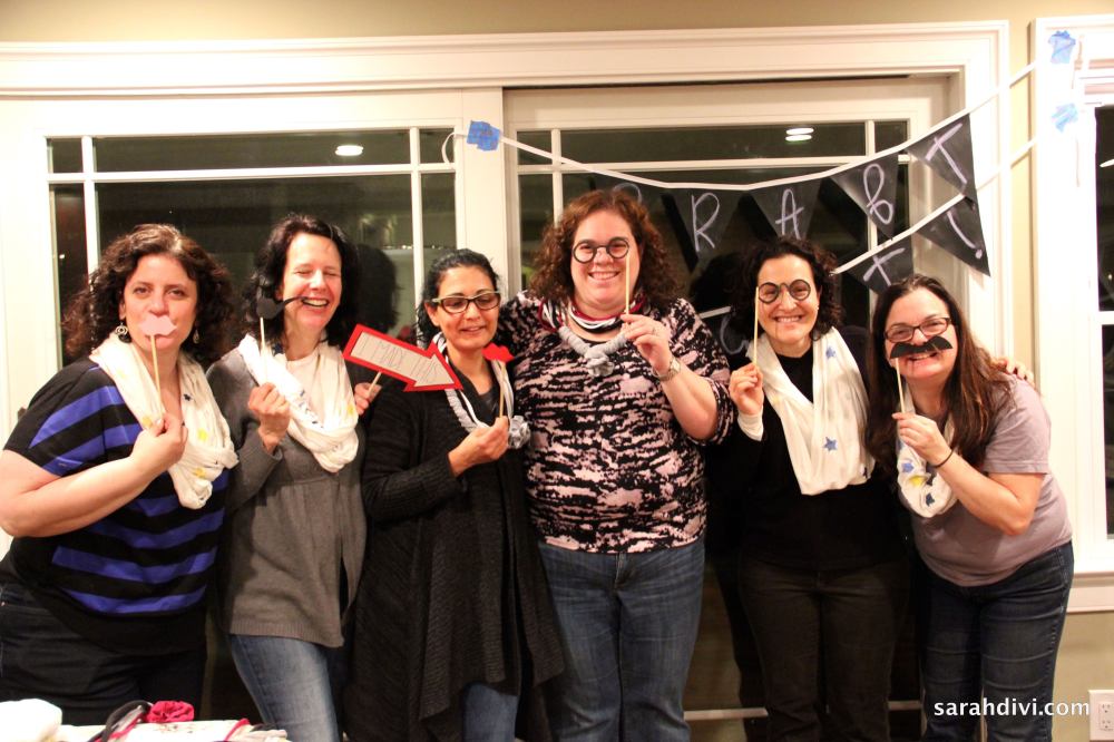 Ladies Craft Night | Crafts, Laughs, Friends | www.sarahdivi.com