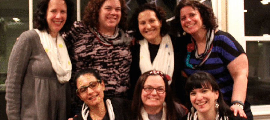 Ladies Craft Night | Crafts, Laughs, Friends | www.sarahdivi.com